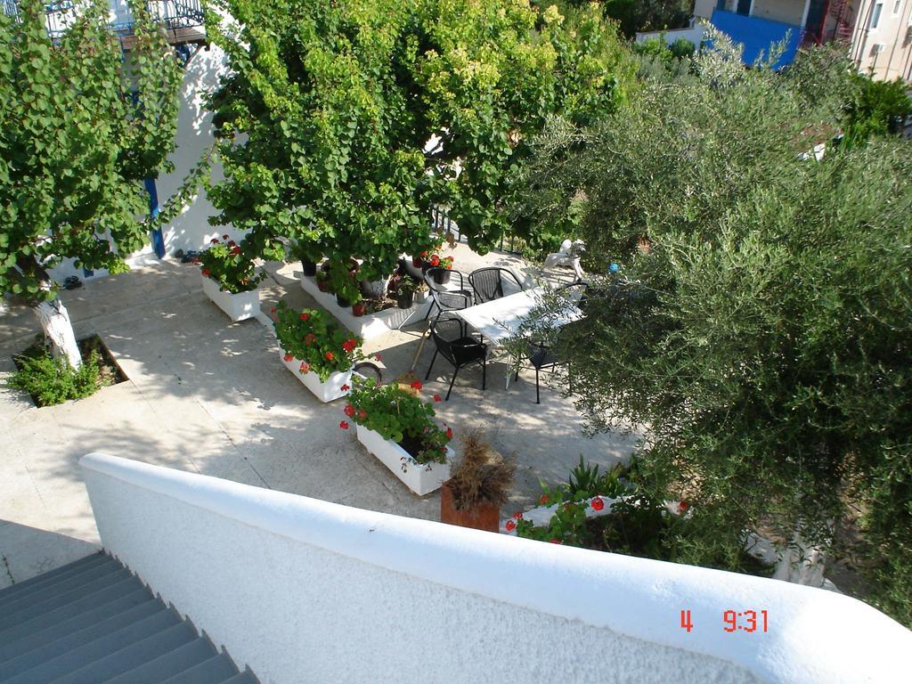 Villa Metaxa Spetses Town Bagian luar foto
