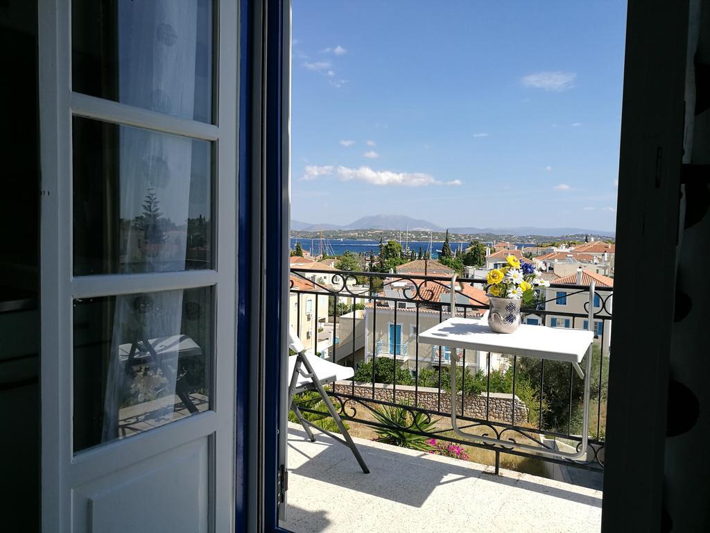 Villa Metaxa Spetses Town Bagian luar foto