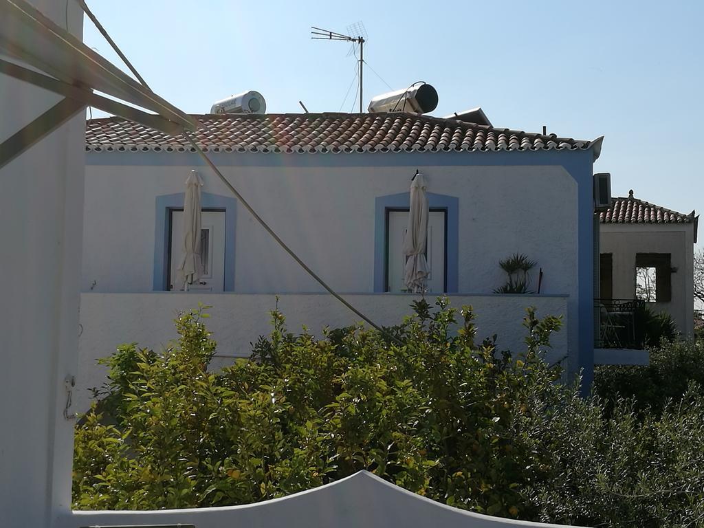 Villa Metaxa Spetses Town Bagian luar foto