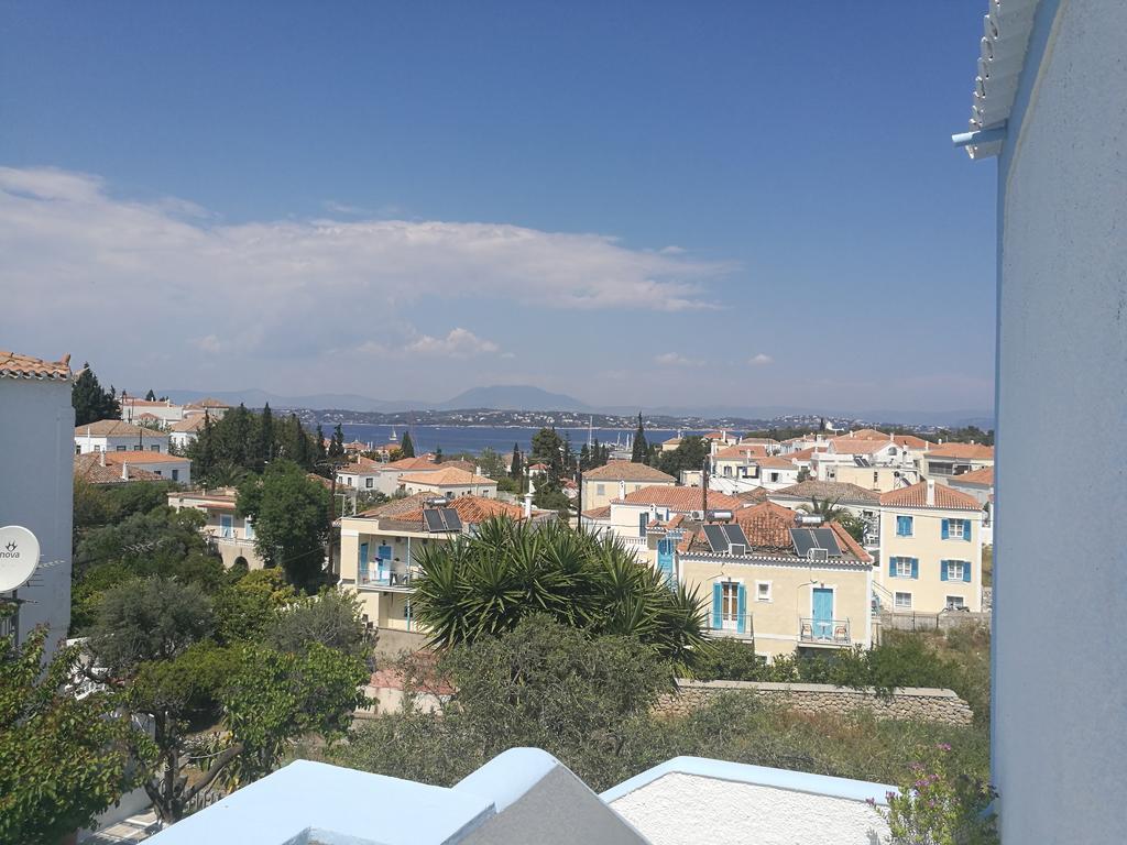 Villa Metaxa Spetses Town Bagian luar foto
